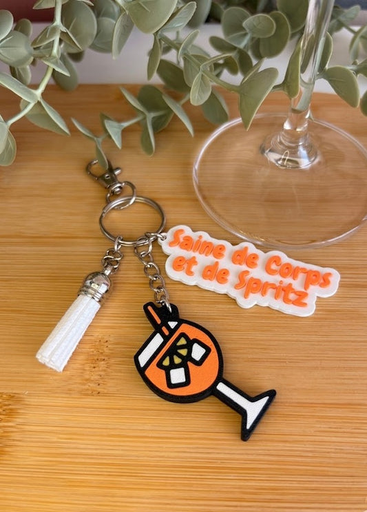 Porte-Clés "Saine de Corps et de Spritz" – L'Accessoire Indispensable de l'Apéro Chic