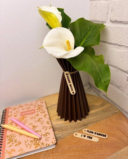 Vase Sculptural "Plissé" – Décoration Poétique & Personnalisable