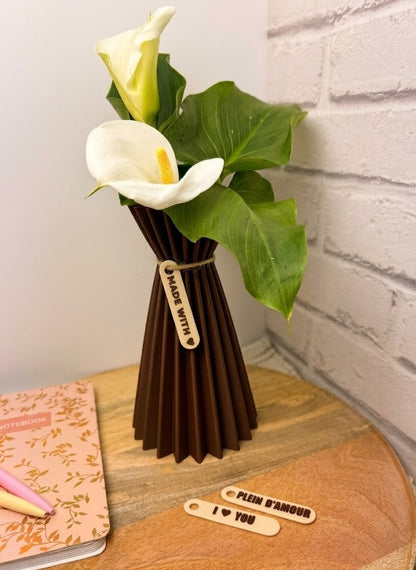 Vase Sculptural "Plissé" – Décoration Poétique & Personnalisable